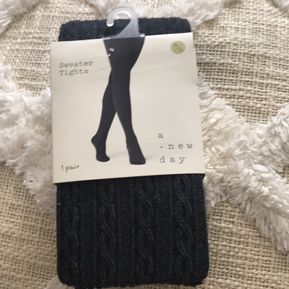 Sweater tights